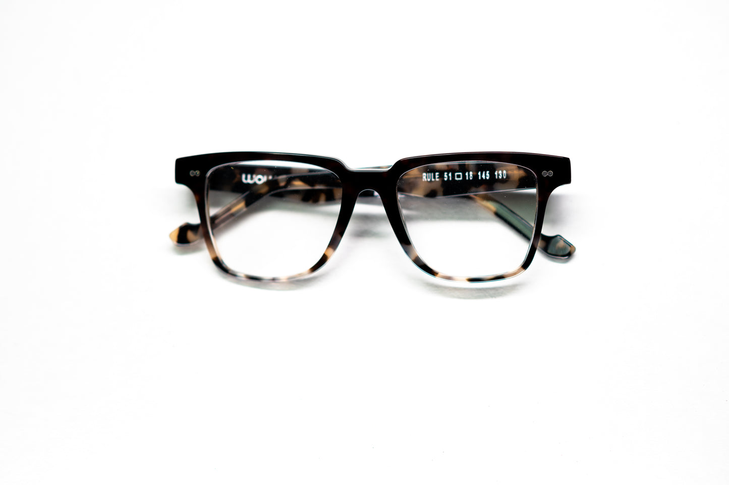 Rule in Black/Grey Tortoise Gradient
